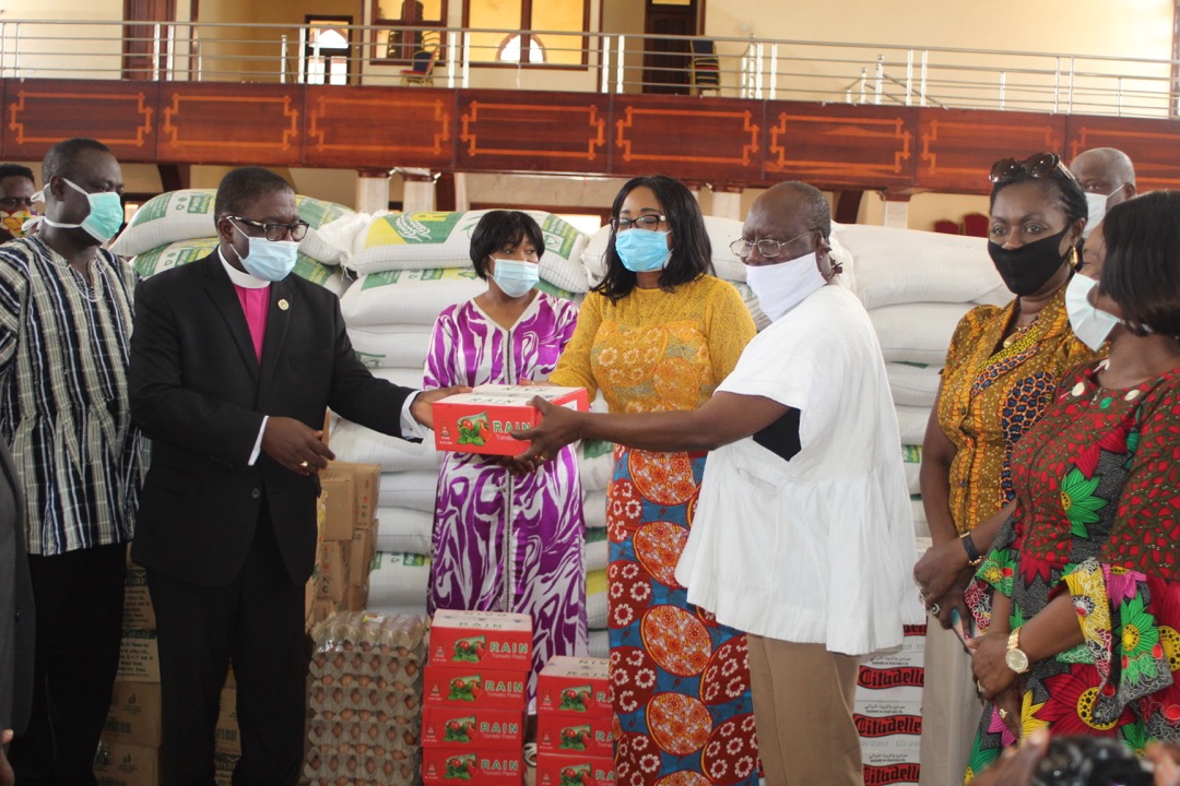 Government distributes Food Items
